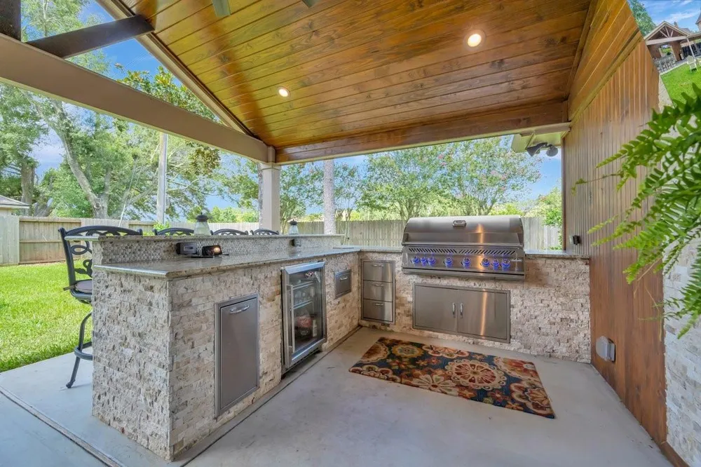 15110 Greenleaf Lane Houston, TX 77062
