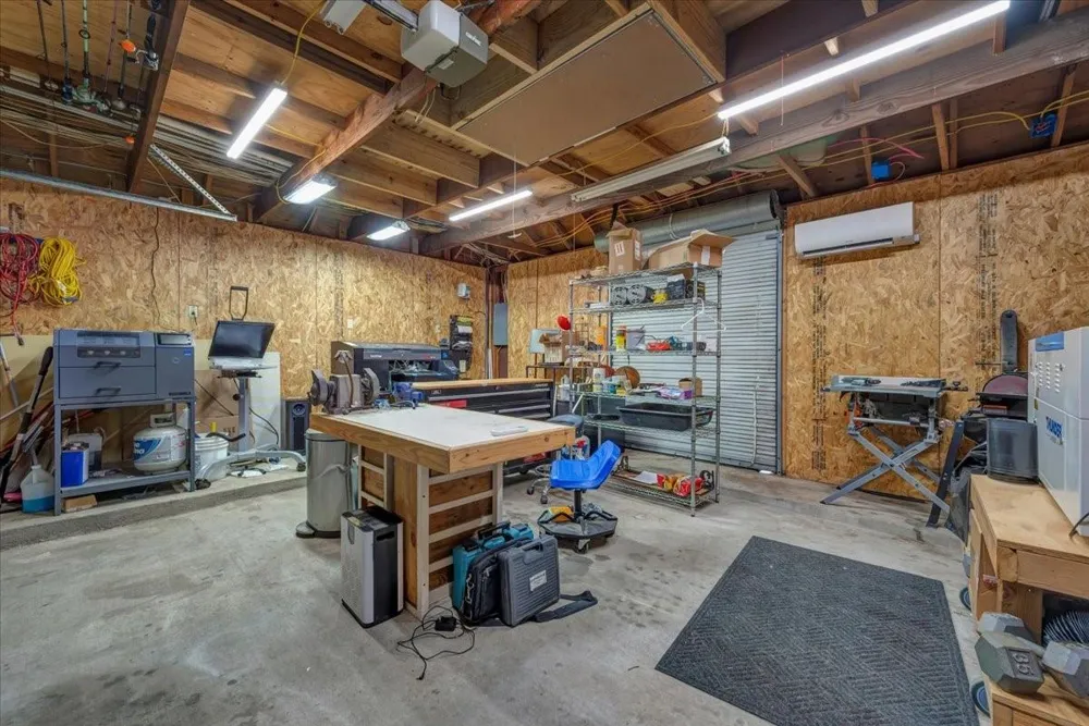 15110 Greenleaf Lane Houston, TX 77062