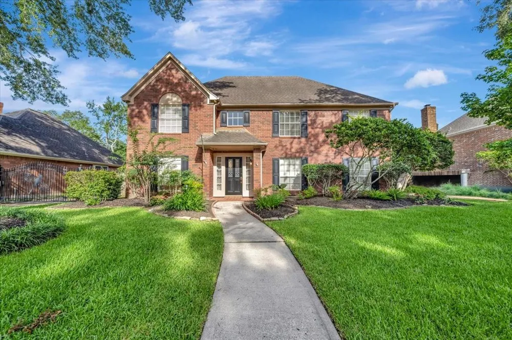 15110 Greenleaf Lane Houston, TX 77062