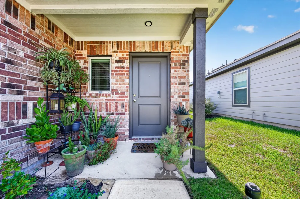 635 Levine Court Montgomery, TX 77316