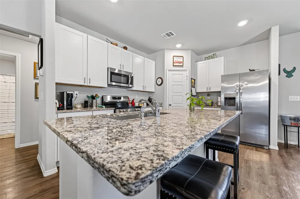635 Levine Court Montgomery, TX 77316