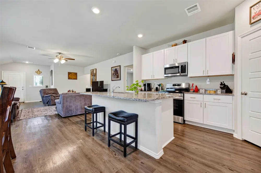 635 Levine Court Montgomery, TX 77316