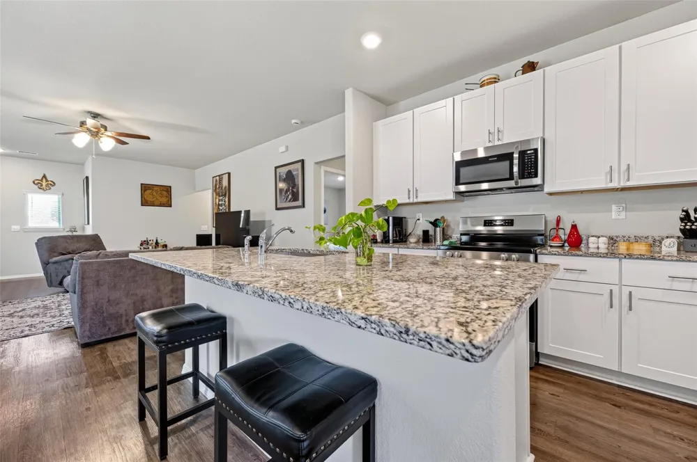 635 Levine Court Montgomery, TX 77316