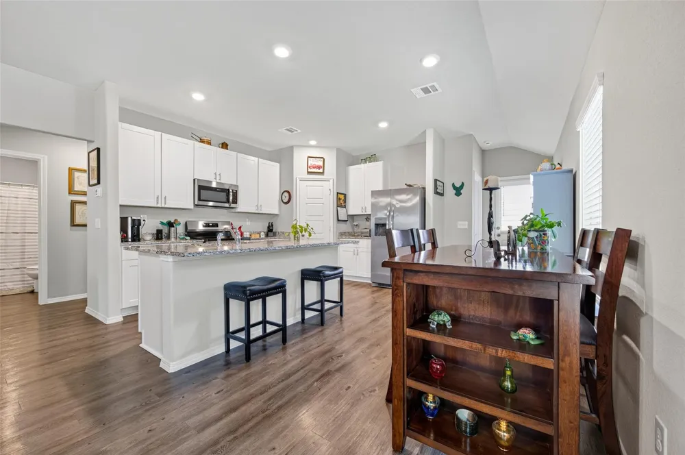 635 Levine Court Montgomery, TX 77316