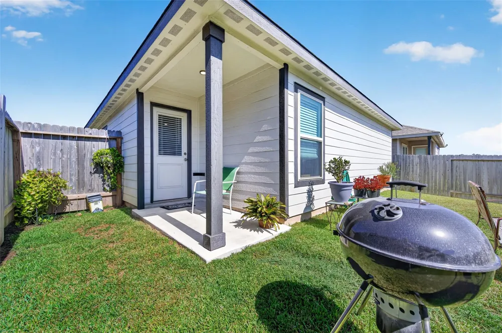 635 Levine Court Montgomery, TX 77316