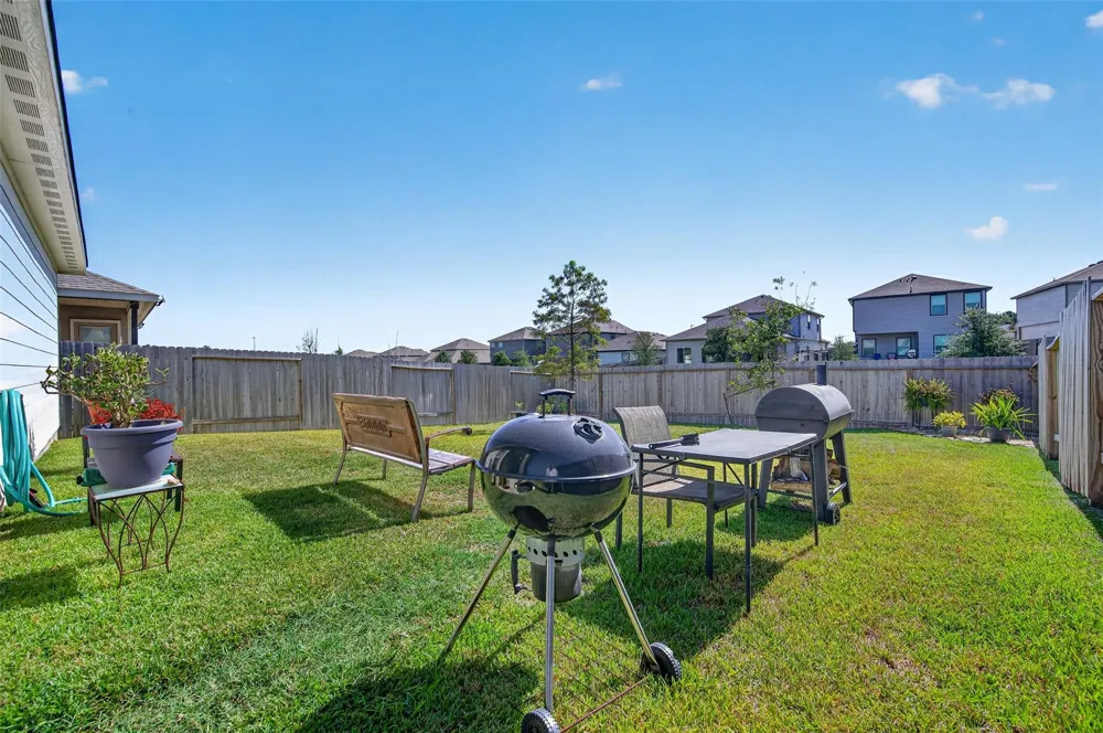 635 Levine Court Montgomery, TX 77316