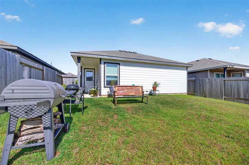 635 Levine Court Montgomery, TX 77316