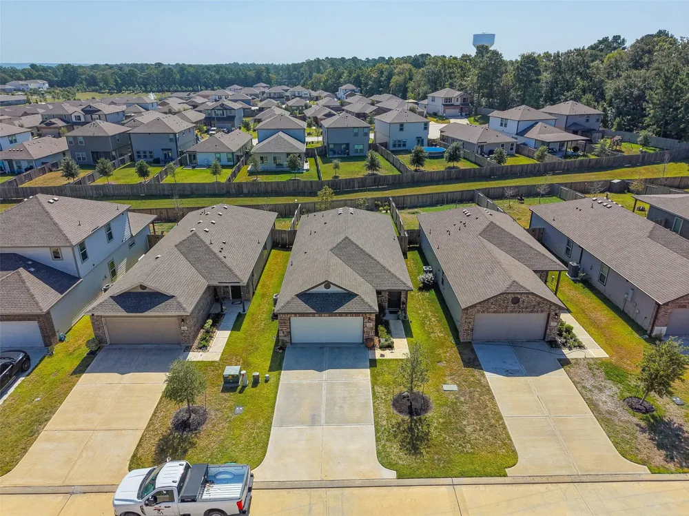 635 Levine Court Montgomery, TX 77316
