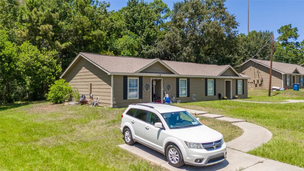 5440 Highline Drive Montgomery, TX 77316