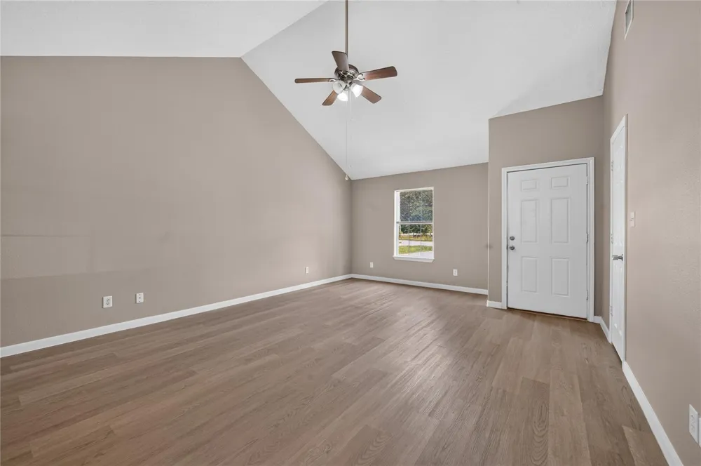 5440 Highline Drive Montgomery, TX 77316