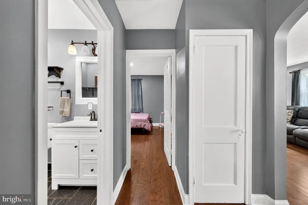 5416 HAMILTON AVENUE Baltimore, MD 21206