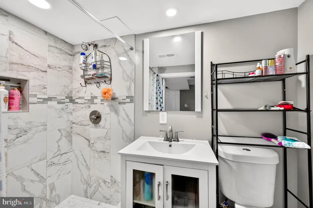 5416 HAMILTON AVENUE Baltimore, MD 21206