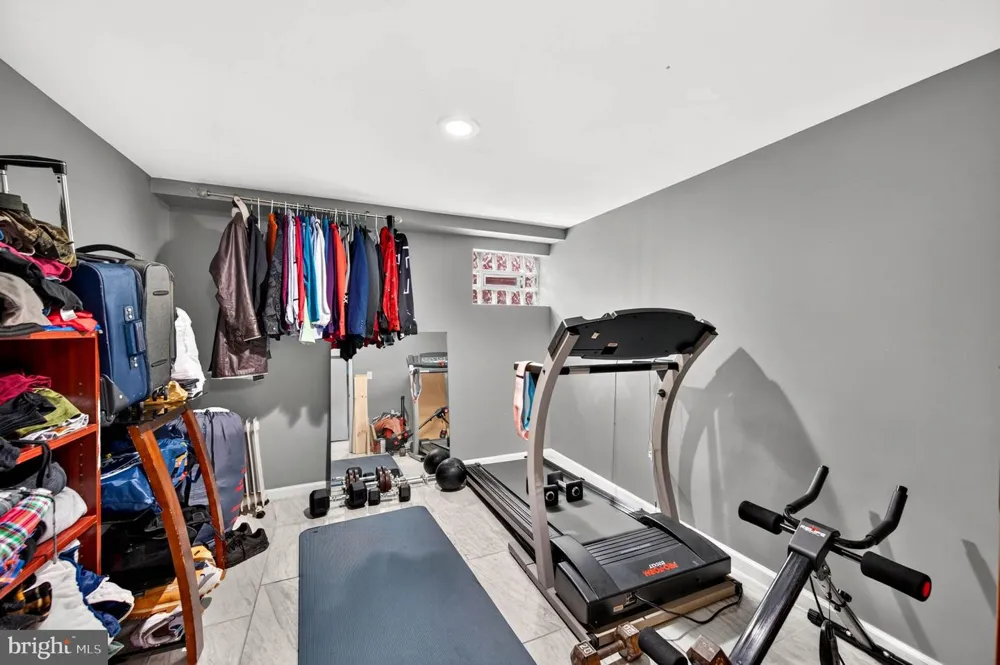 5416 HAMILTON AVENUE Baltimore, MD 21206