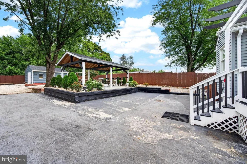 5416 HAMILTON AVENUE Baltimore, MD 21206