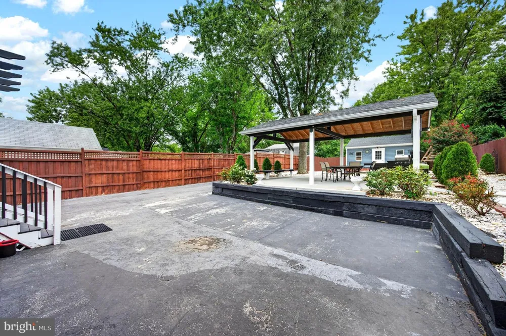 5416 HAMILTON AVENUE Baltimore, MD 21206