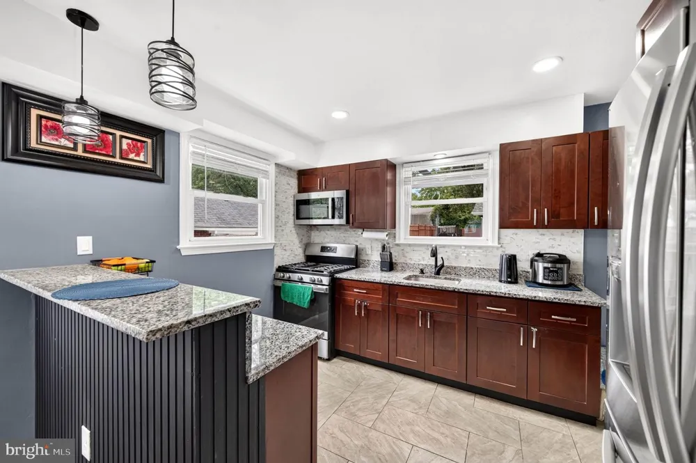 5416 HAMILTON AVENUE Baltimore, MD 21206