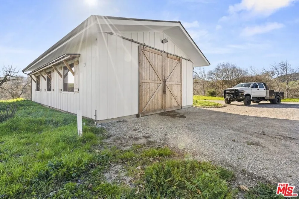 3151 San Julian Road Lompoc, CA 93436
