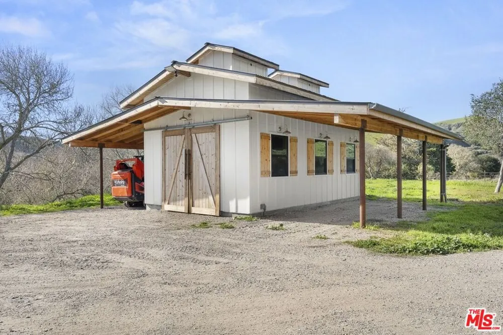 3151 San Julian Road Lompoc, CA 93436