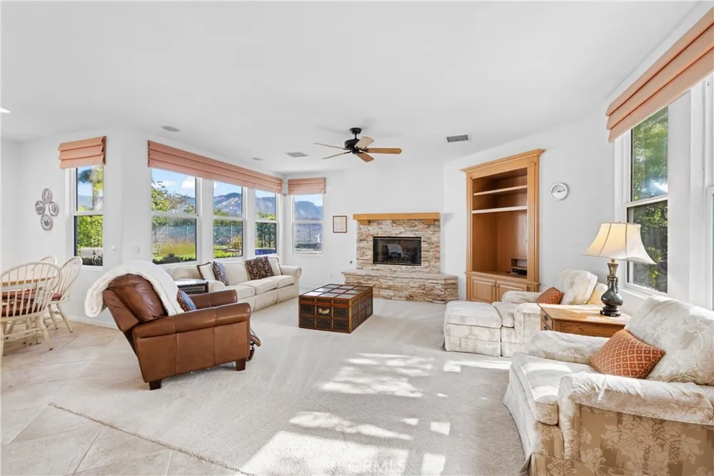 5192 Via Andrea Newbury Park, CA 91320
