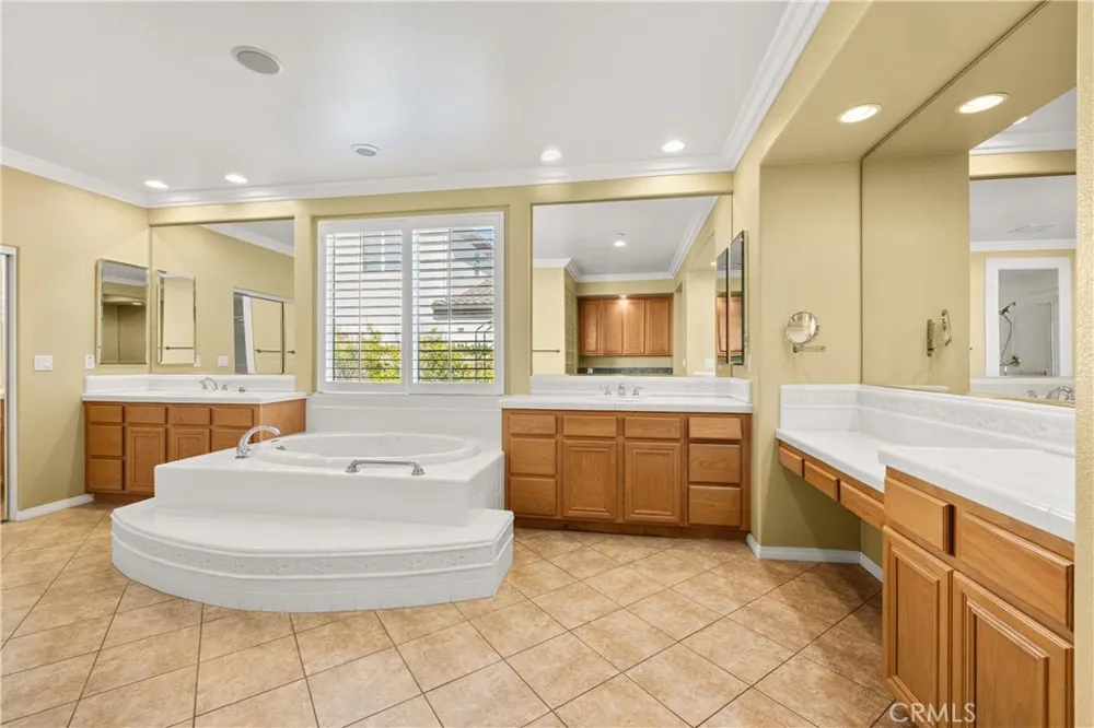 5192 Via Andrea Newbury Park, CA 91320