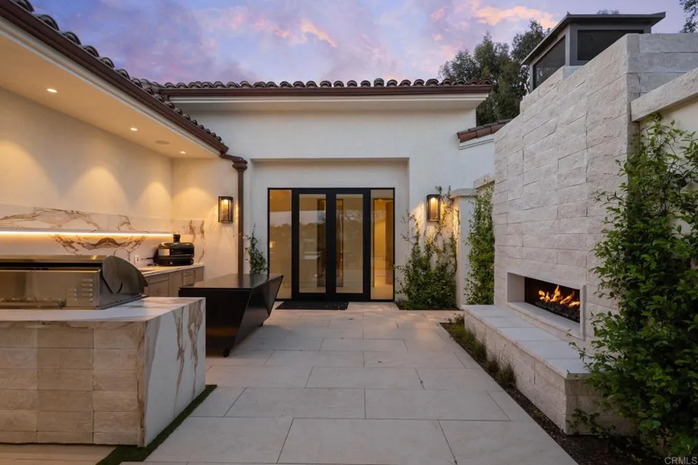 6497 Calle Del Alcazar Rancho Santa Fe, CA 92067