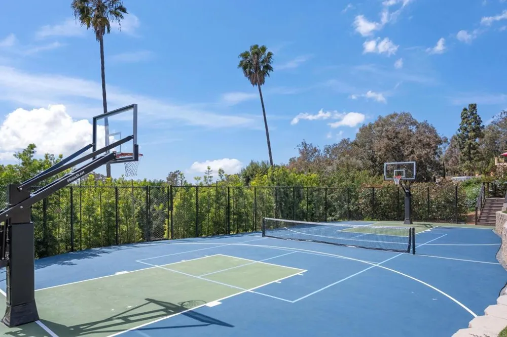 6497 Calle Del Alcazar Rancho Santa Fe, CA 92067