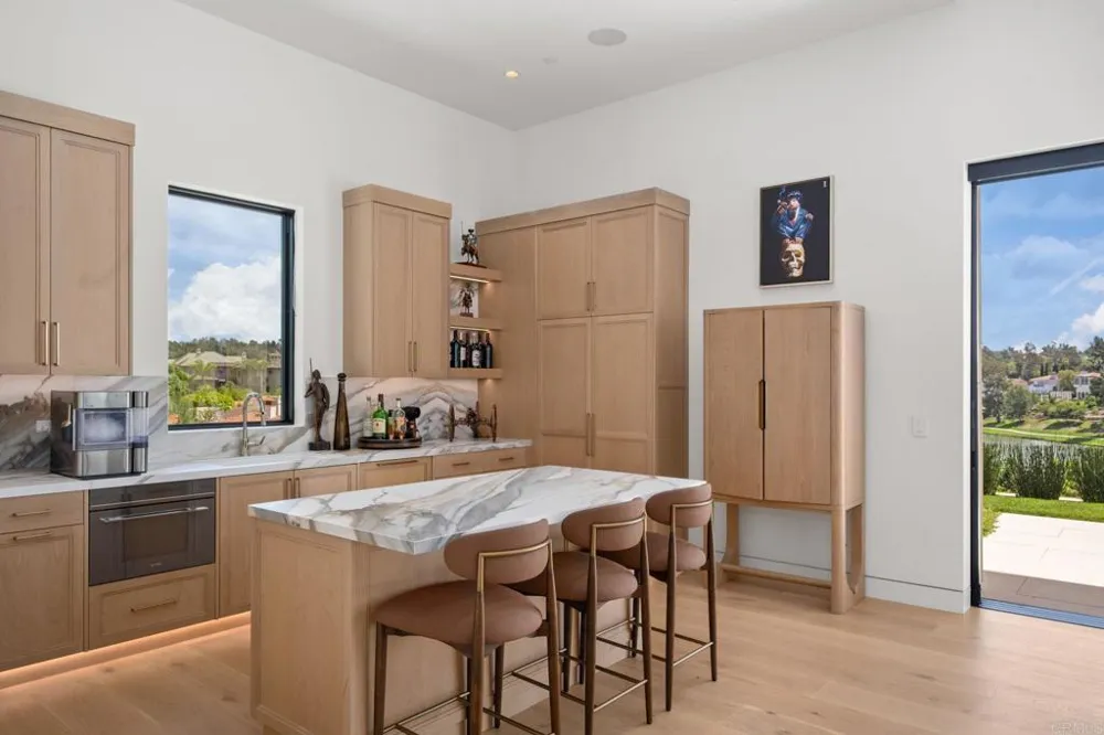 6497 Calle Del Alcazar Rancho Santa Fe, CA 92067