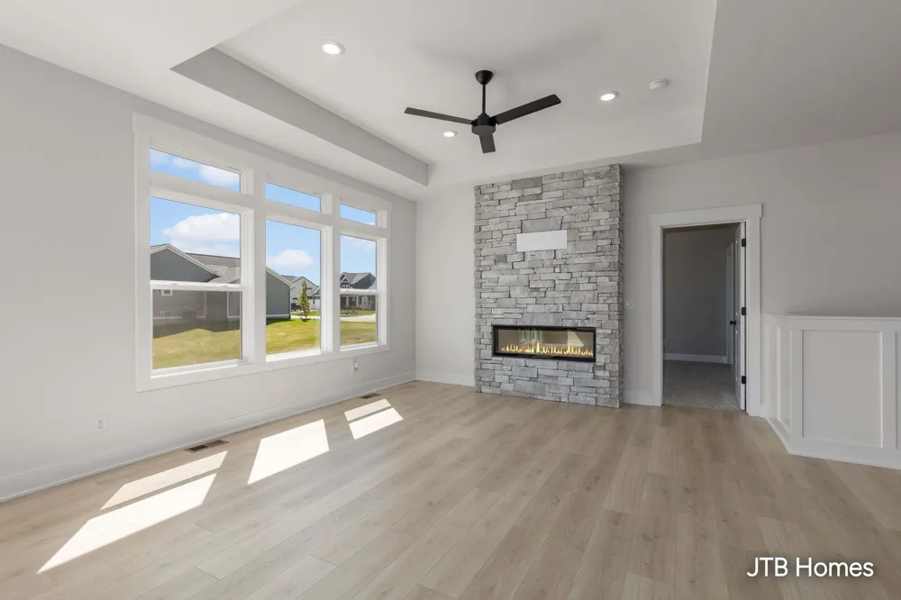 7604 Hidden Brook Lane #33 Allendale, MI 49401