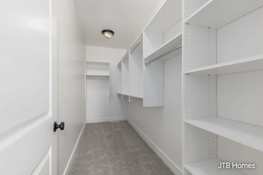 7604 Hidden Brook Lane #33 Allendale, MI 49401