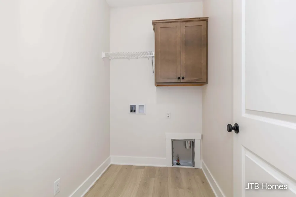 7604 Hidden Brook Lane #33 Allendale, MI 49401