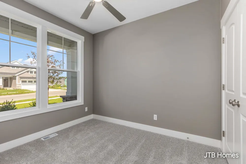 7606 Hidden Brook Lane #34 Allendale, MI 49401