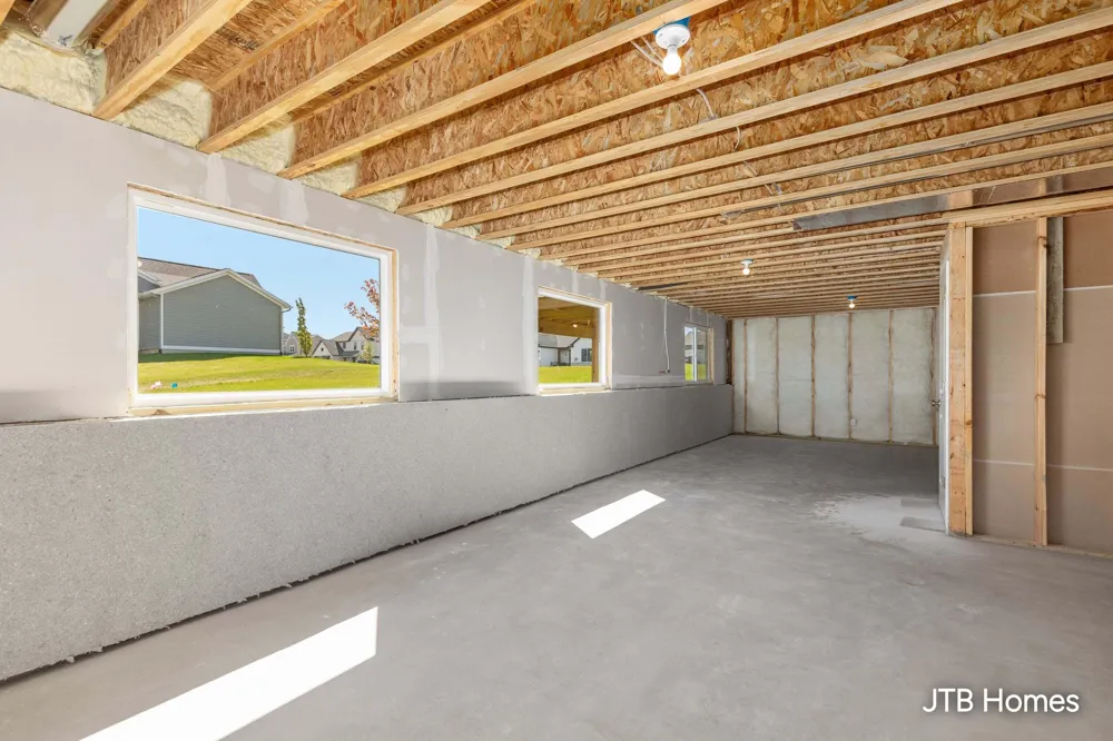 7606 Hidden Brook Lane #34 Allendale, MI 49401
