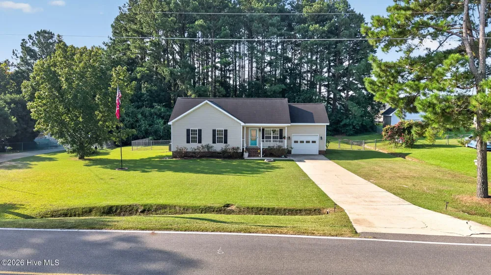 1911 Nahunta Road Pikeville, NC 27863