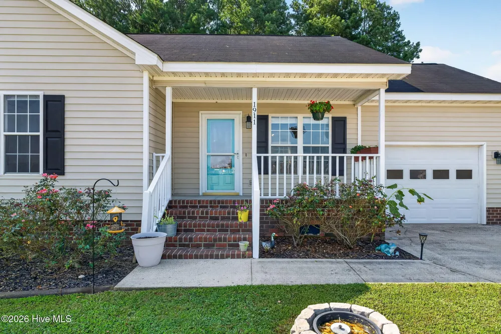 1911 Nahunta Road Pikeville, NC 27863