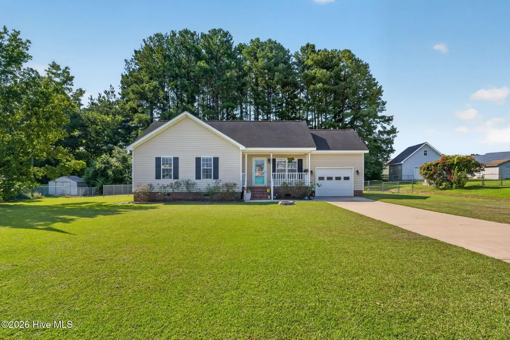 1911 Nahunta Road Pikeville, NC 27863