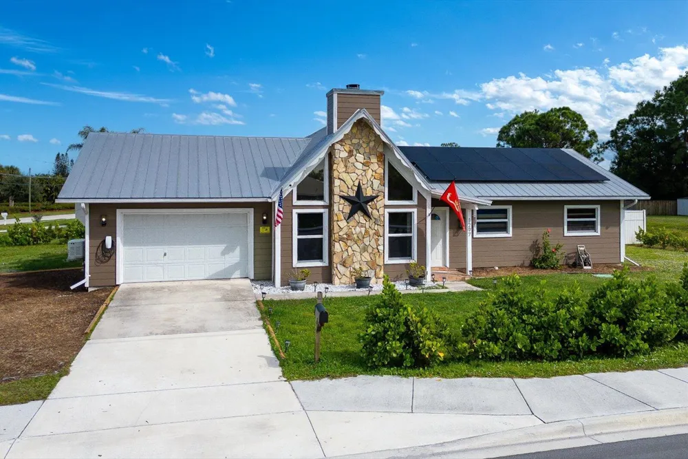 1297 SE Floresta Drive Port St. Lucie, FL 34983