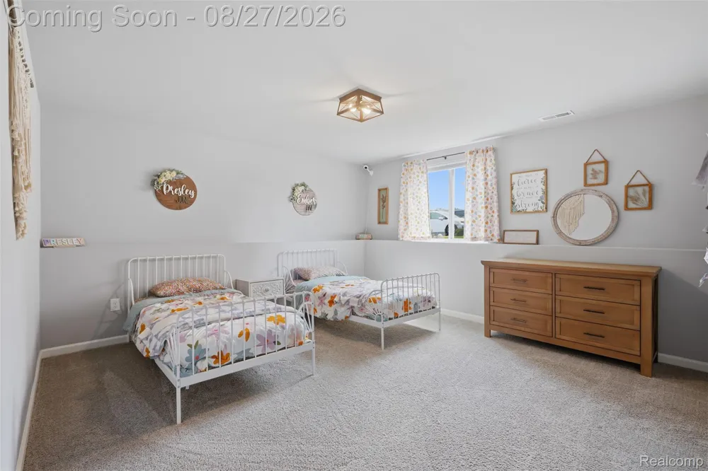3051 Ivywood Circle Howell Township, MI 48855