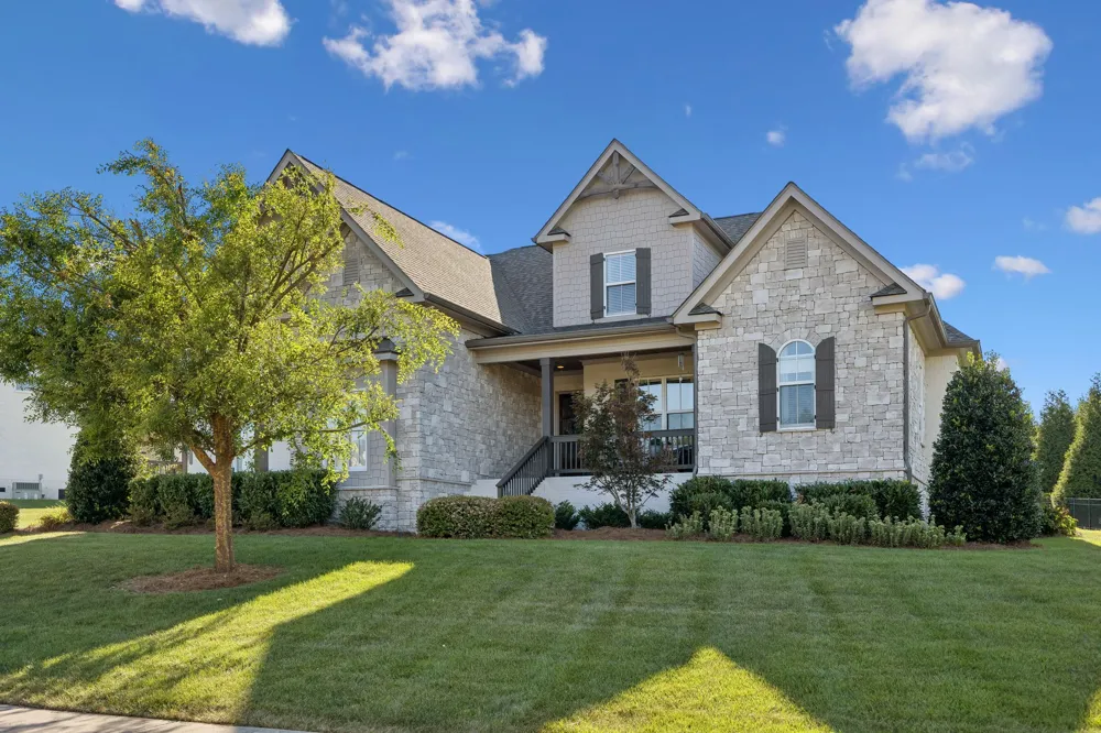 3755 Ronstadt Rd Thompsons Station, TN 37179