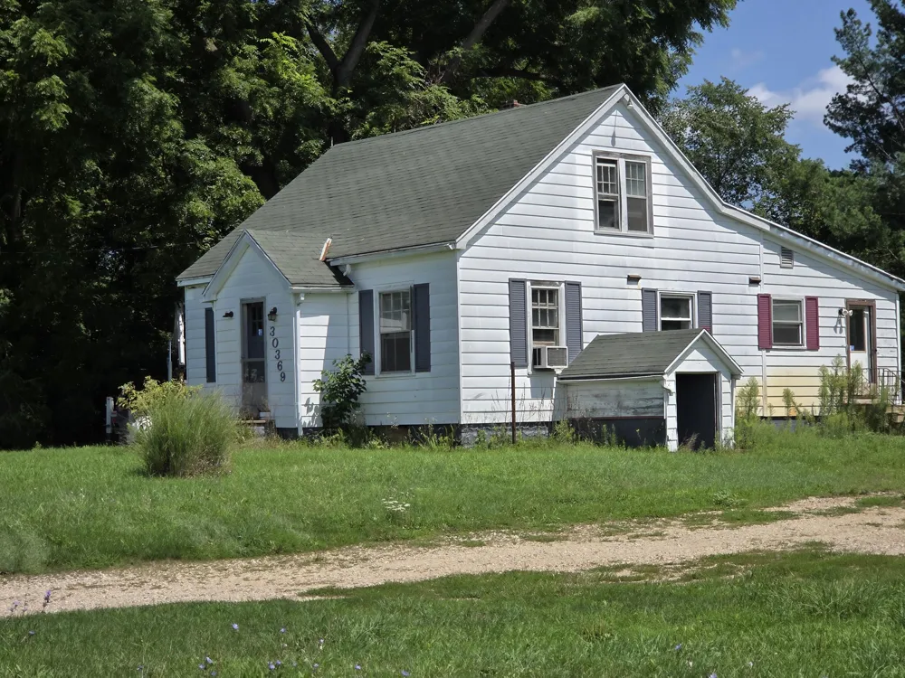 30369 M 40 Almena Township, MI 49079