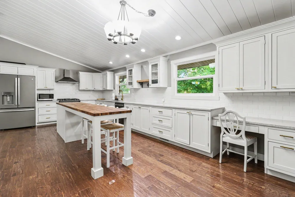 14160 Oak Hollow Drive Big Rapids Charter Township, MI 49307