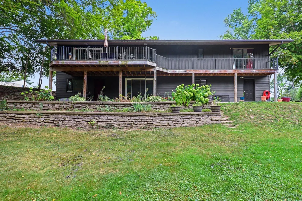 14160 Oak Hollow Drive Big Rapids Charter Township, MI 49307