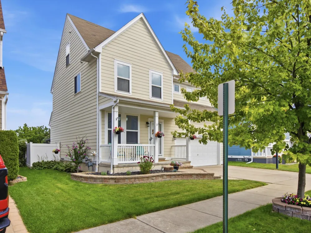 50444 Theodore Lane Chesterfield Township, MI 48051
