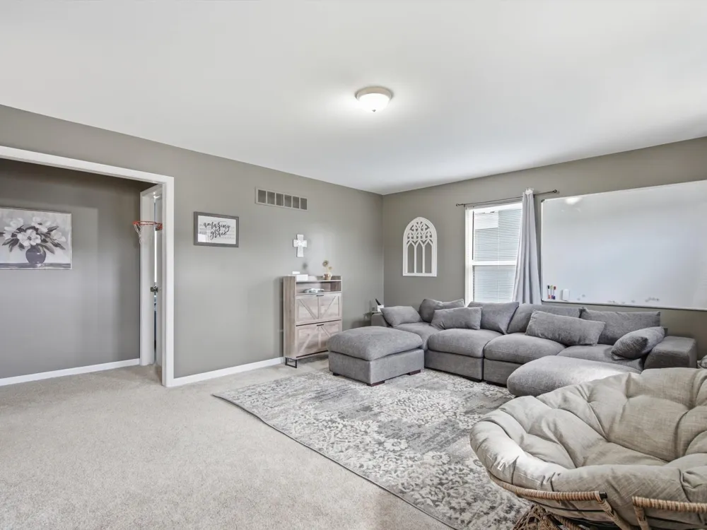 50444 Theodore Lane Chesterfield Township, MI 48051