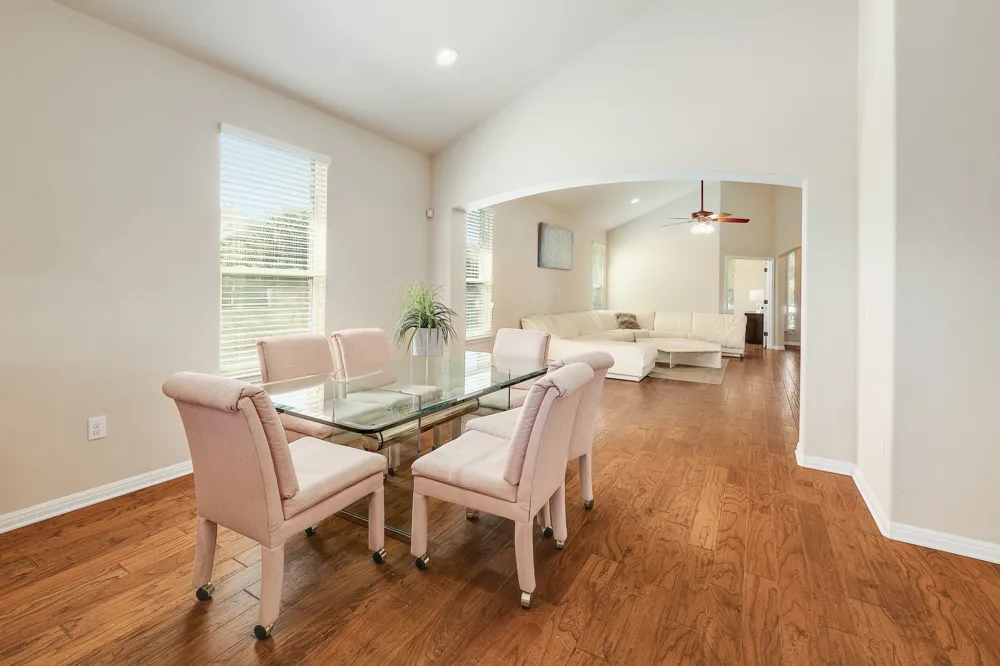 16200 Cantania Cove Pflugerville, TX 78660