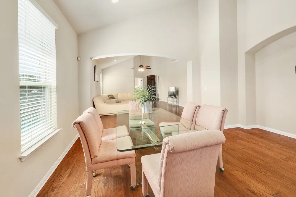 16200 Cantania Cove Pflugerville, TX 78660