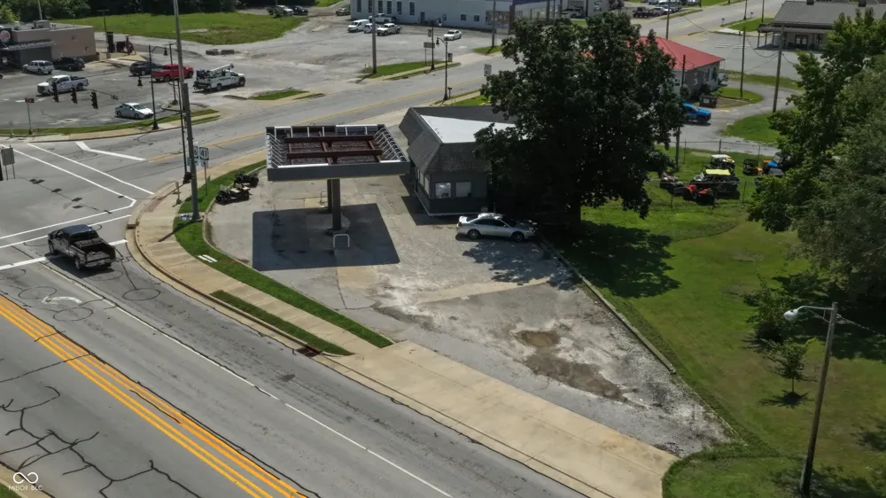 102 W Us Highway 36 Rockville, IN 47872