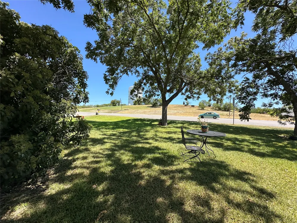 1001 Highway 36 Comanche, TX 76442