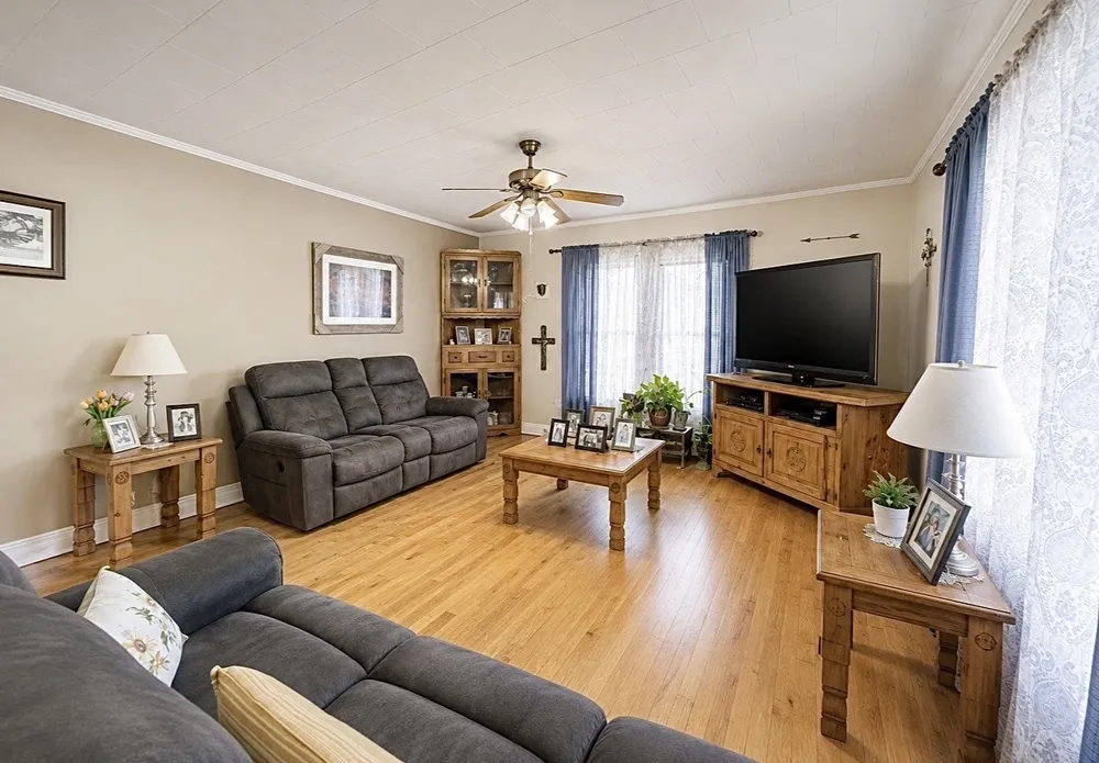 1001 Highway 36 Comanche, TX 76442