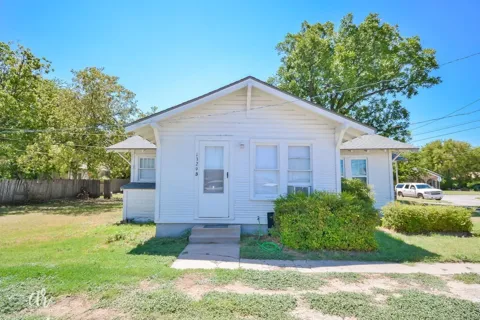 1329 S 11th Street #B