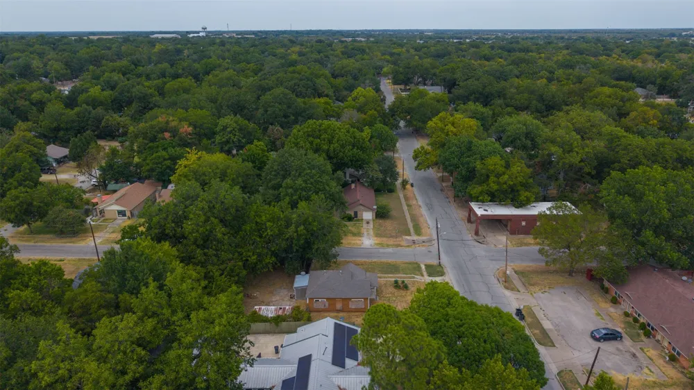 905 Frances Street Terrell, TX 75160